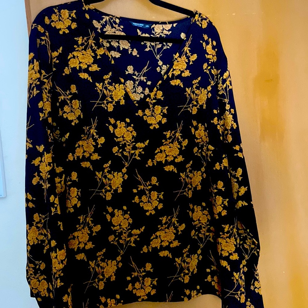 Floral long sleeve blouse